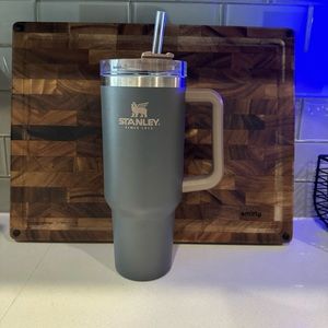 STANLEY 40oz QUENCHER